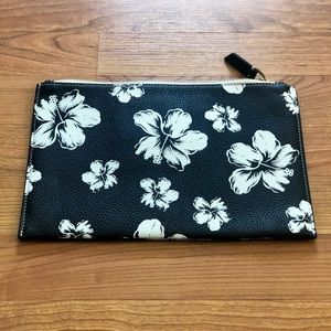 J Crew | Large Pouch In Floral Print